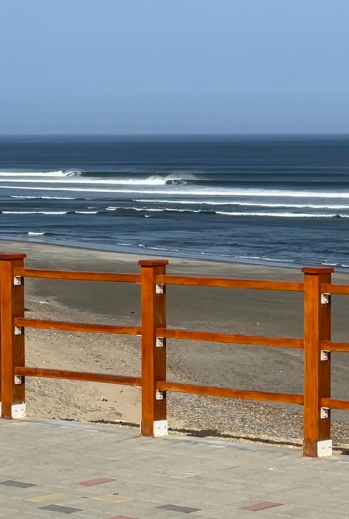 ホテル Family Surf Chicama プエルト・チカマ エクステリア 写真