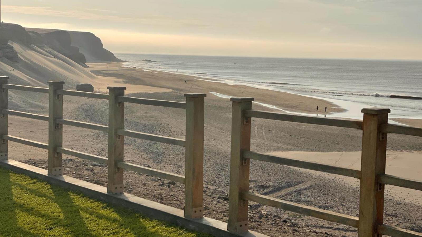 ホテル Family Surf Chicama プエルト・チカマ エクステリア 写真